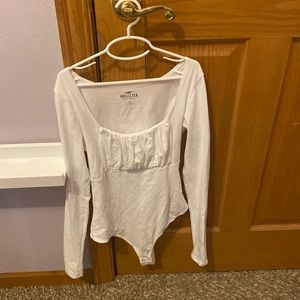 white hollister bodysuit